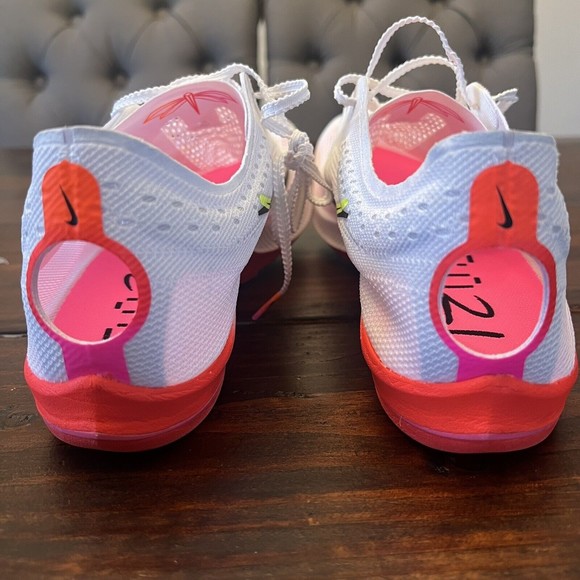 Nike ZoomX Dragonfly Track Spikes Shoes - Picture 4 of 6